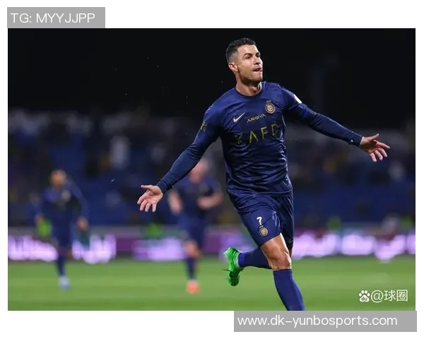 以C罗为中心的足球魅力,展现最帅球星的独特风采与荣耀 以C罗为中心的足球魅力,展现最帅球星的独特风采与荣耀