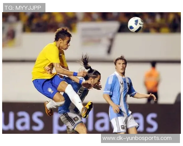 从绿茵奔袭到极致突破探秘足球球星华丽过人路线解析